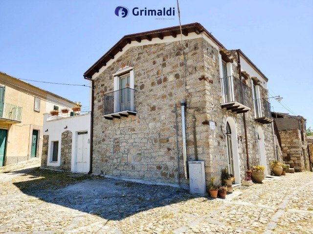 Solar em Petralia Soprana