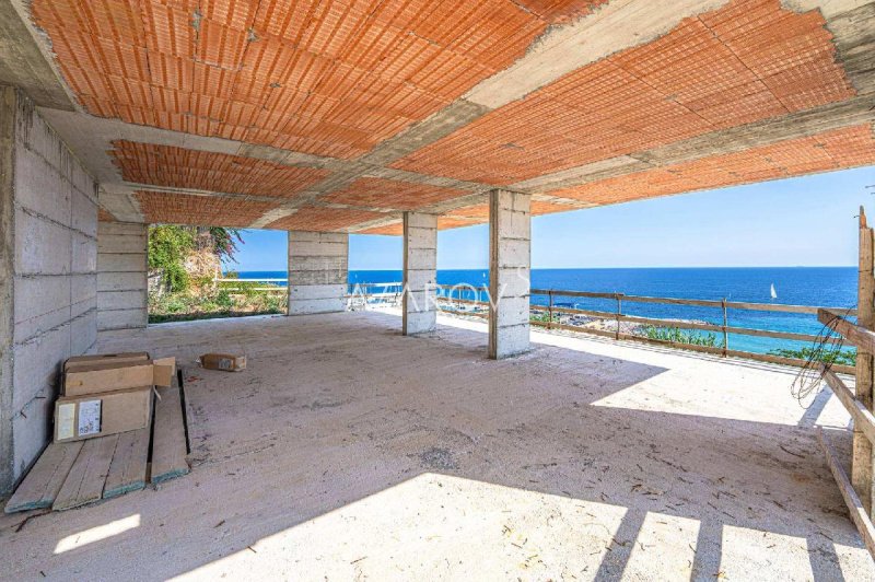 Villa in Santo Stefano al Mare