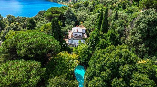 Villa in Castel Gandolfo