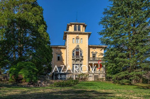 Villa i Cadegliano-Viconago