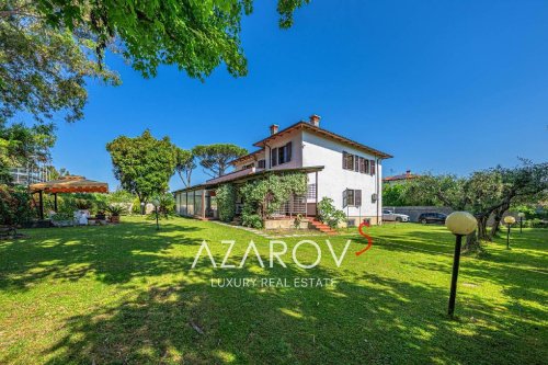 Villa i Carrara