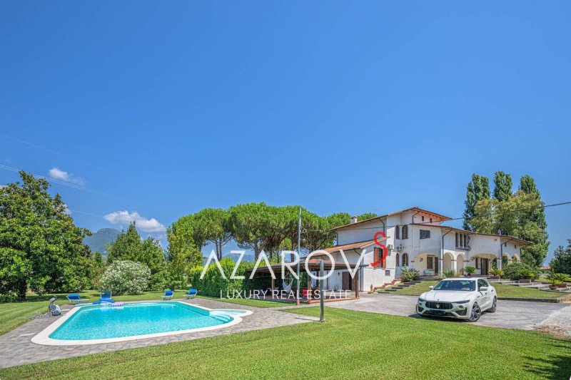 Villa i Pietrasanta