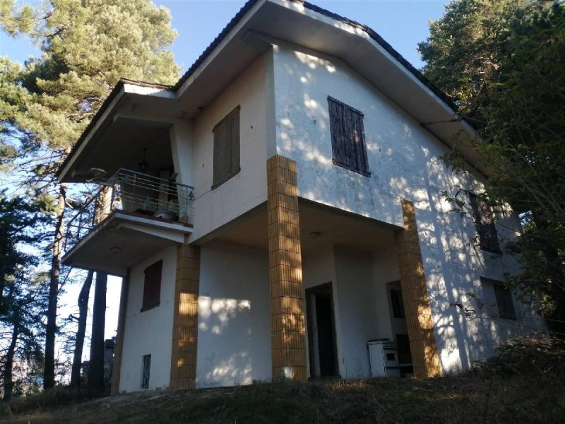 Villa in Bajardo