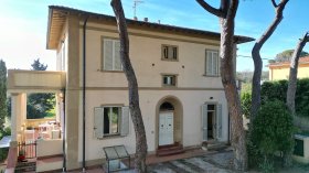 Appartement historique à Rosignano Marittimo