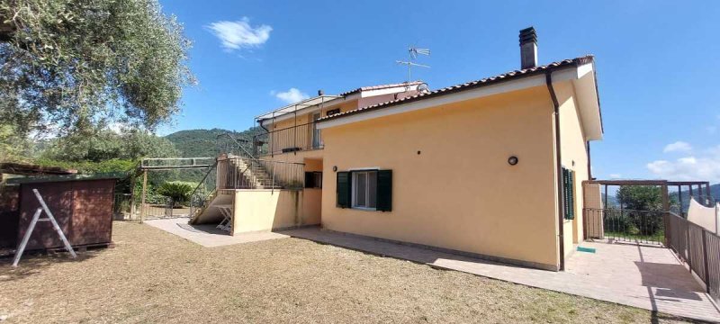 Casa indipendente a Dolceacqua