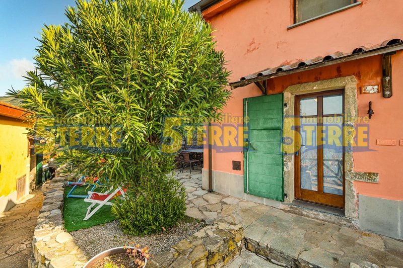 Отдельно стоящий дом в Риомаджоре