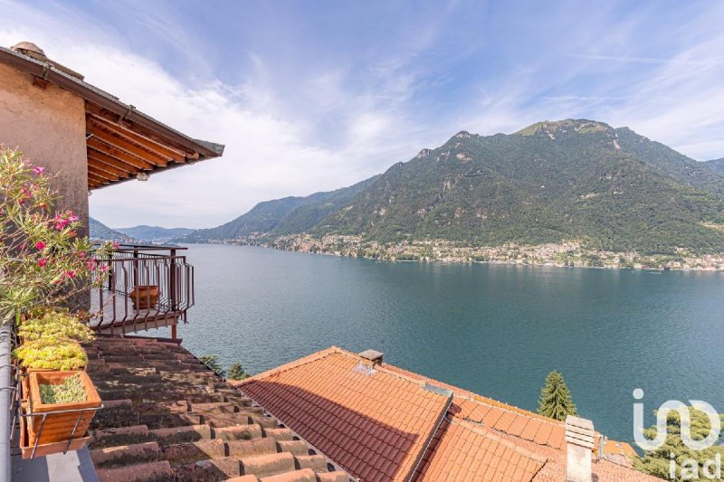 Apartment in Pognana Lario