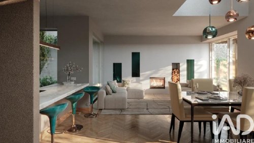 Terraced house in Carugo