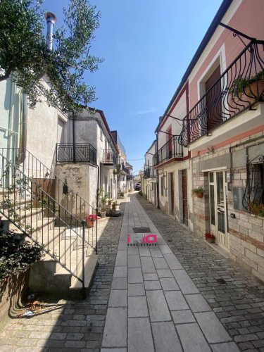 Villa a Lacedonia