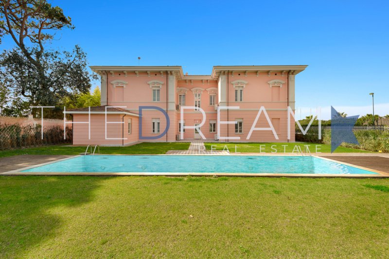 Villa à Forte dei Marmi