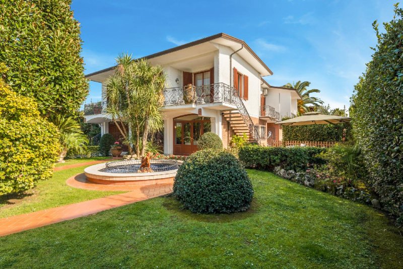 Villa en Forte dei Marmi