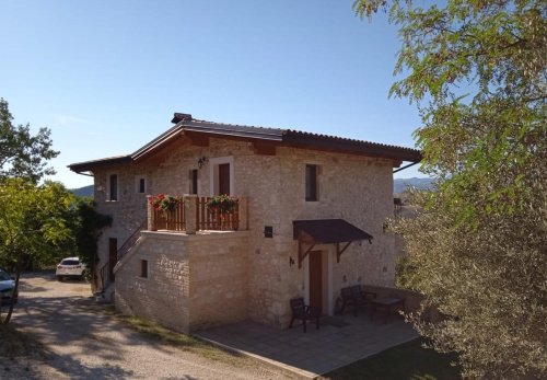 Country house in Palombaro