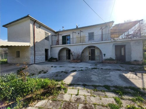 Country house in Gallinaro