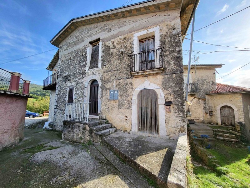 Maison jumelée à Picinisco