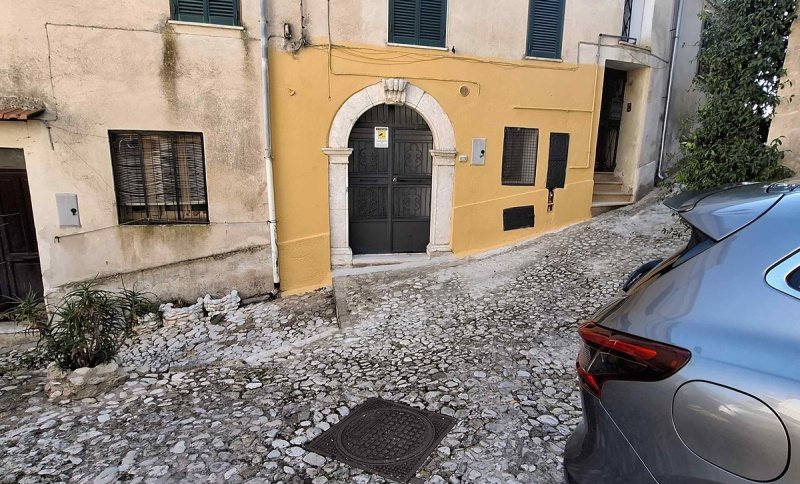 Apartamento em Atina