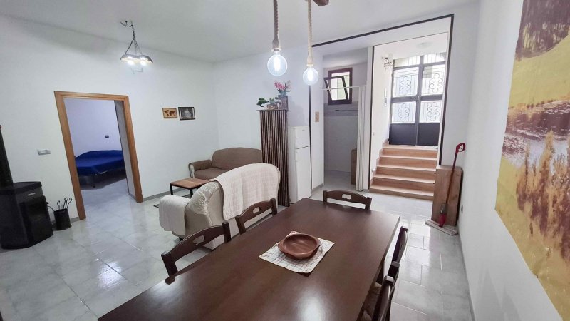 Apartamento em Atina