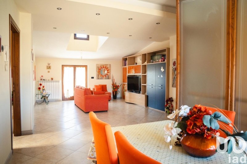 Casa semi-independiente en Arezzo