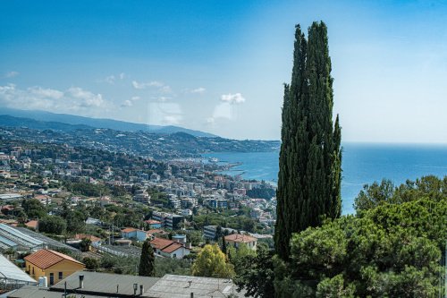 Apartamento em Sanremo