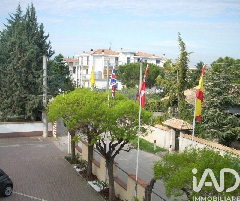 Kommersiell byggnad i Ortona