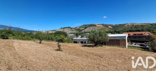 Byggtomt i Casoli