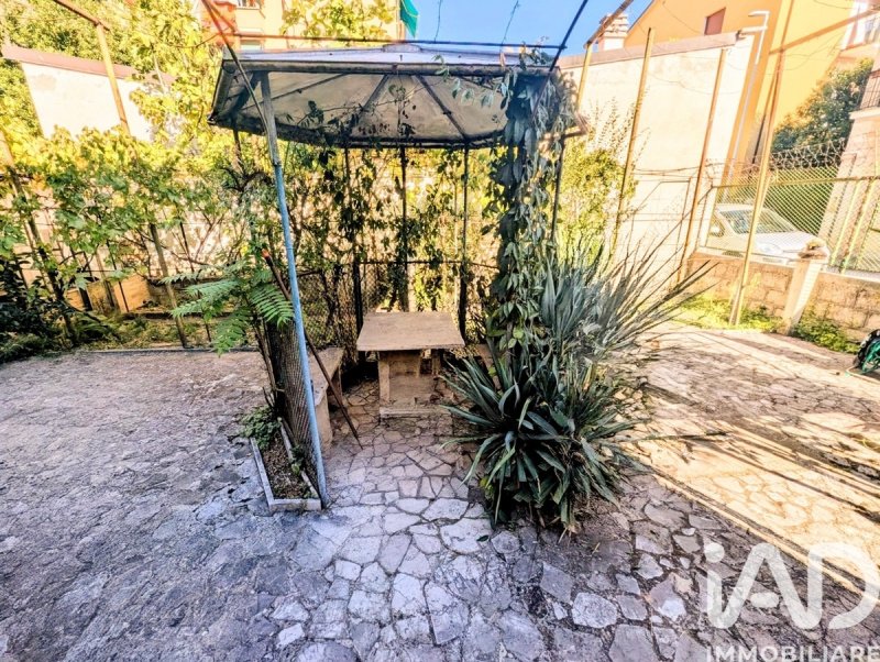 Apartamento em Sulmona