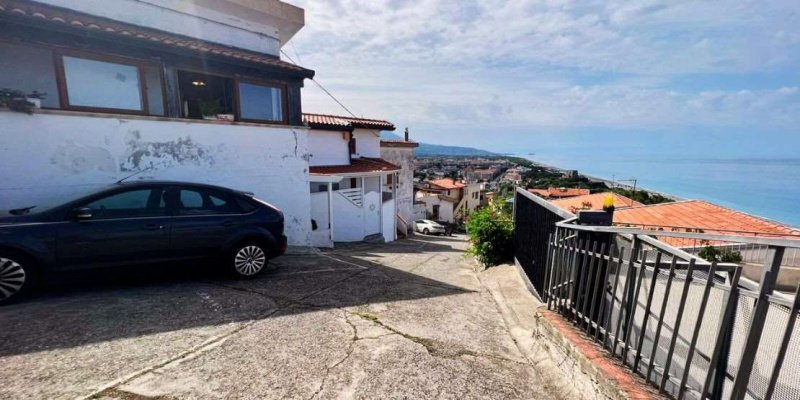 Apartamento en Scalea