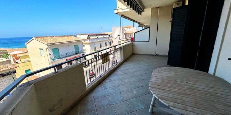 Apartamento em Belvedere Marittimo