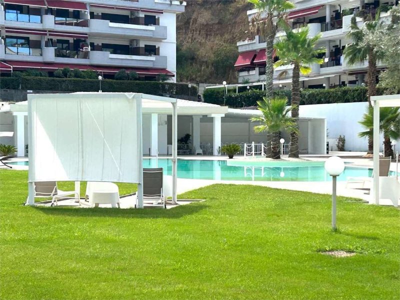 滨海贝尔韦代雷公寓