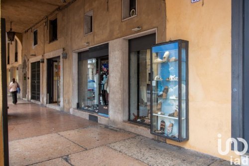 Коммерческая недвижимость в Верона