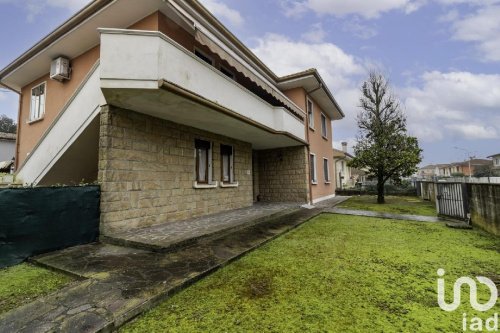 Apartamento em Montagnana