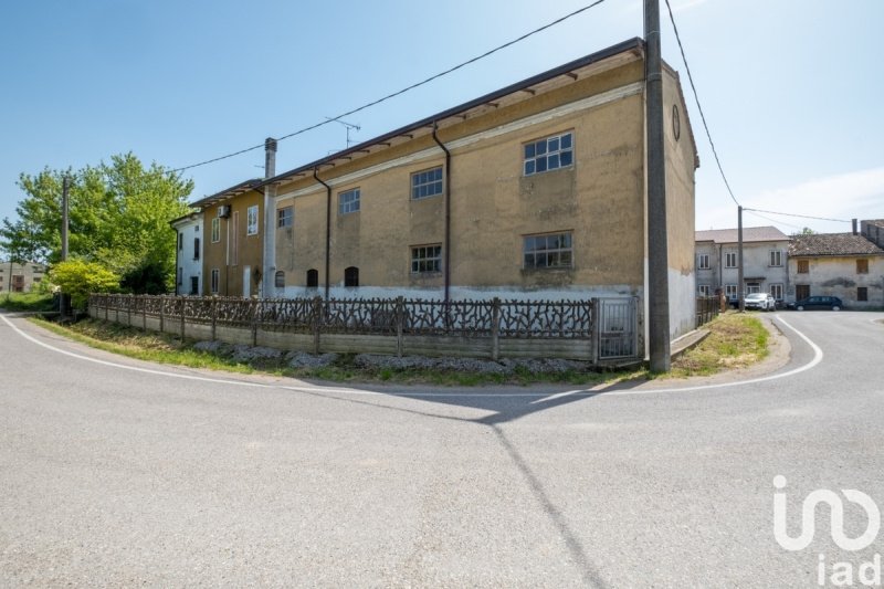 Apartment in Ceresara