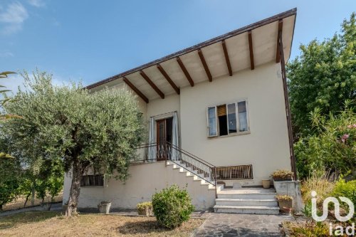 戈弗雷多堡别墅