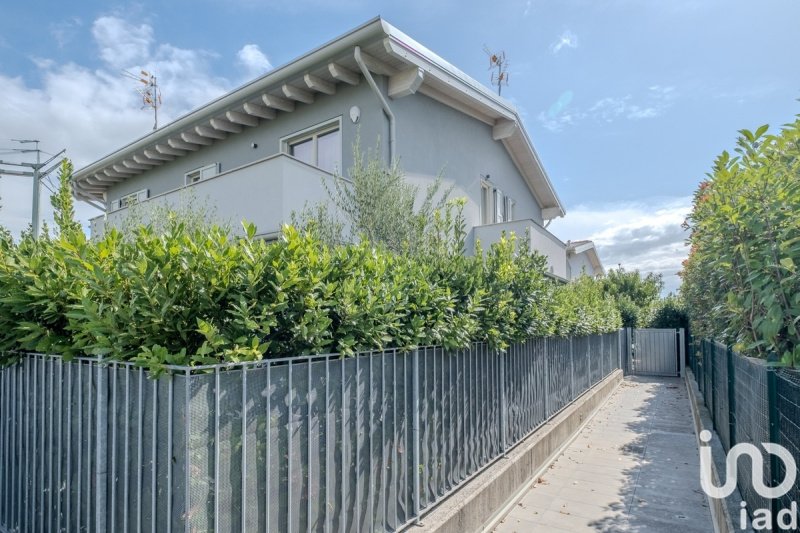 Чердак в Кастильоне-делле-Стивьере