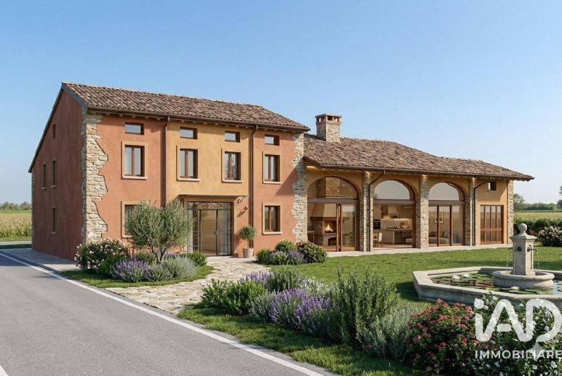 Huis op het platteland in Castel Goffredo