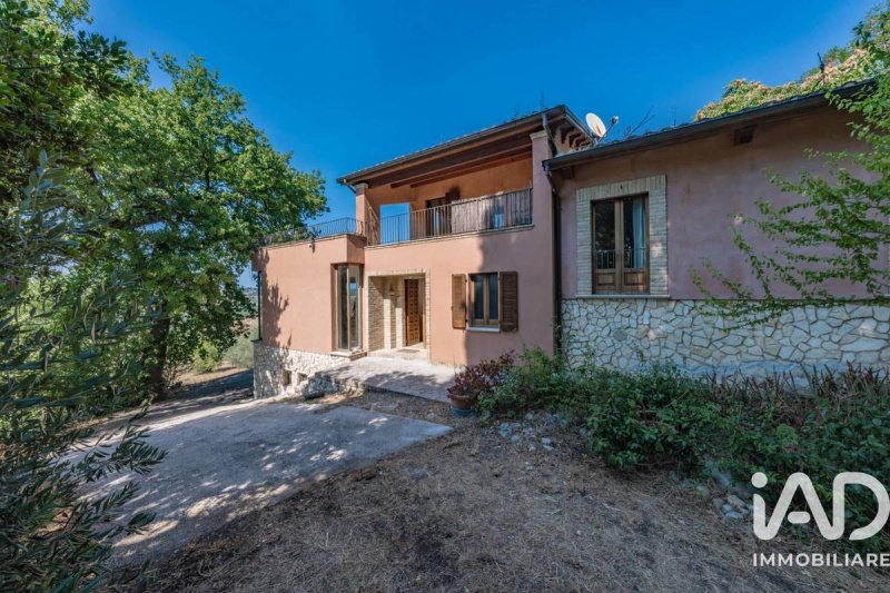Maison de campagne à Bucchianico