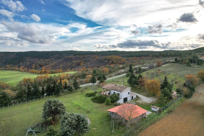 Вилла в Изола-дель-Пьяно