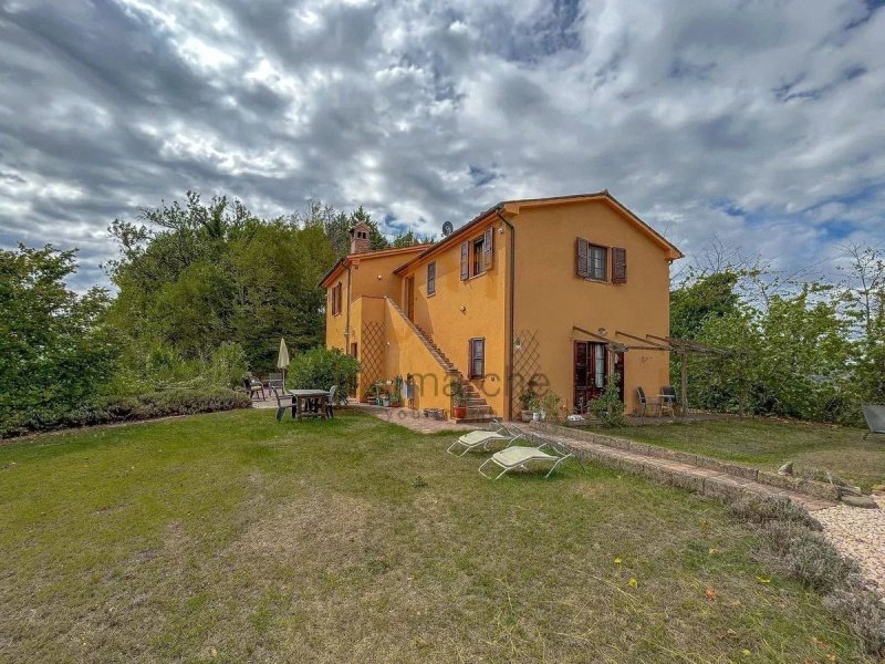 Farmhouse in Sant'Angelo in Vado