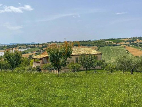 Вилла в Мондавио