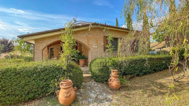 Villa in Urbino