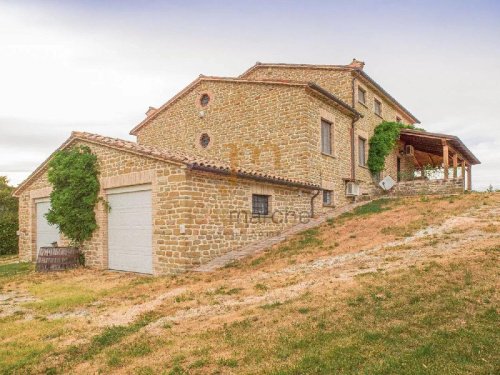 Вилла в Кантиано