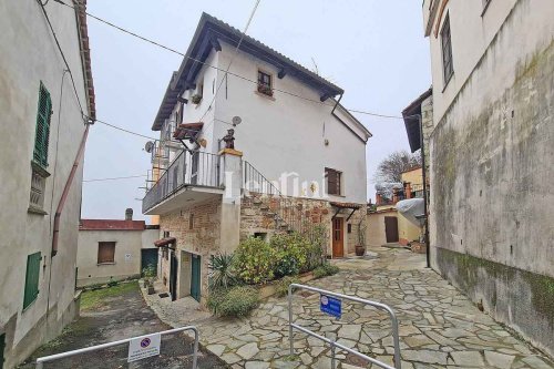 Detached house in Ozzano Monferrato