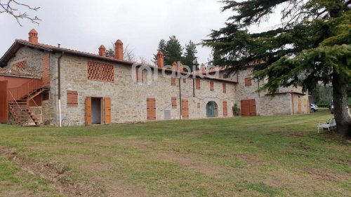 Klein huisje op het platteland in Loro Ciuffenna