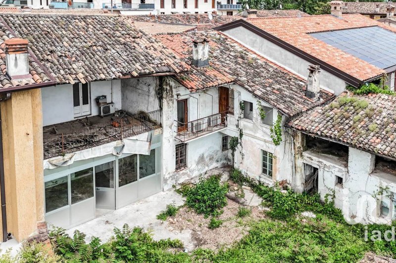 Casa independiente en Calcinato