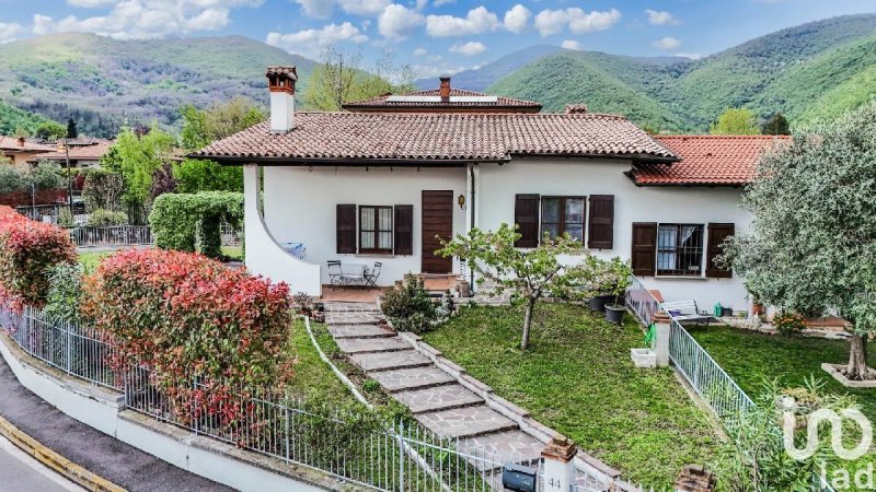 Villa in Monticelli Brusati