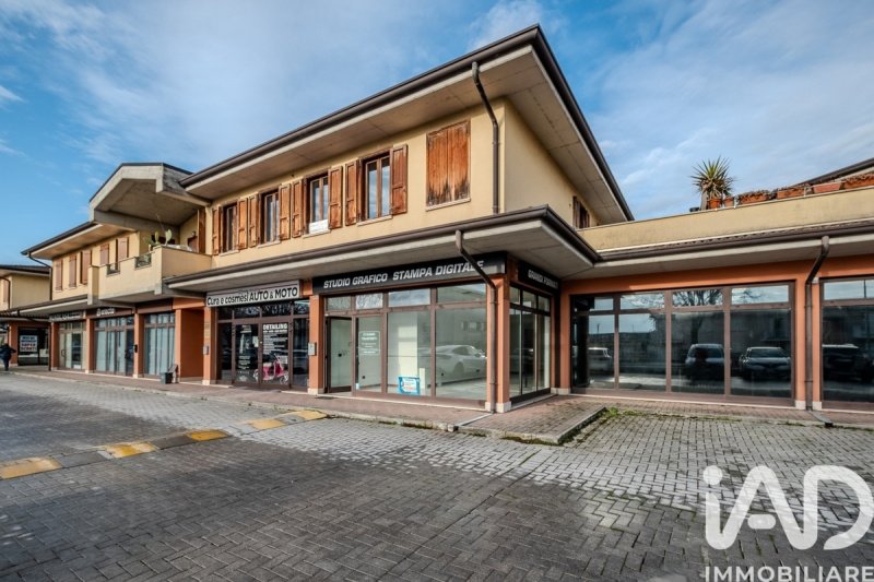 Immobile commerciale a Montichiari