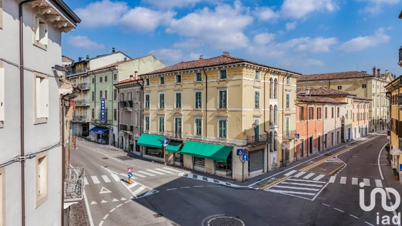 Palazzo a Valeggio sul Mincio
