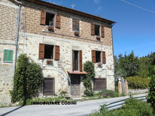 Country house in Todi