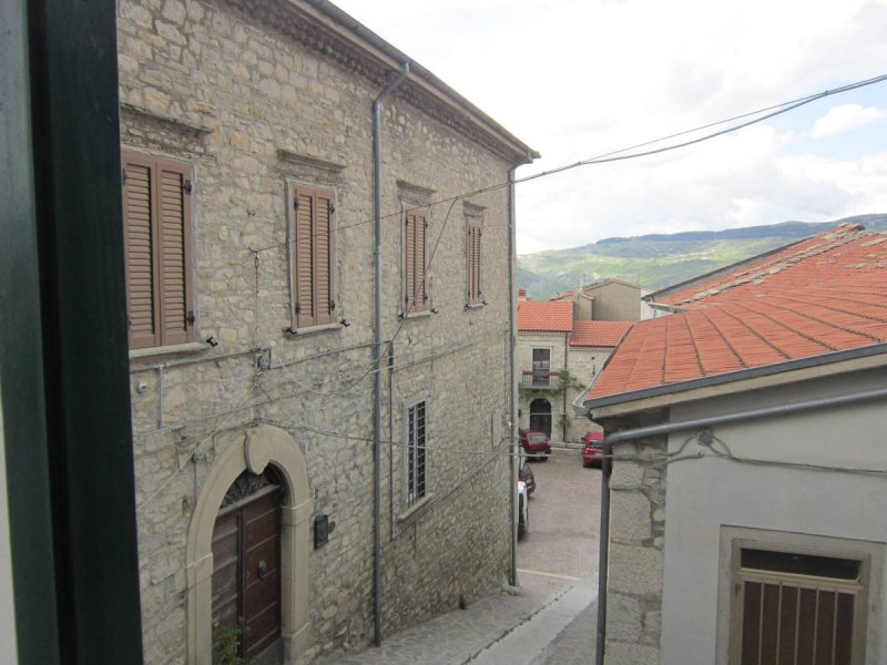 Palazzo a Belmonte del Sannio