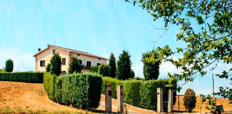 Detached house in Salcito