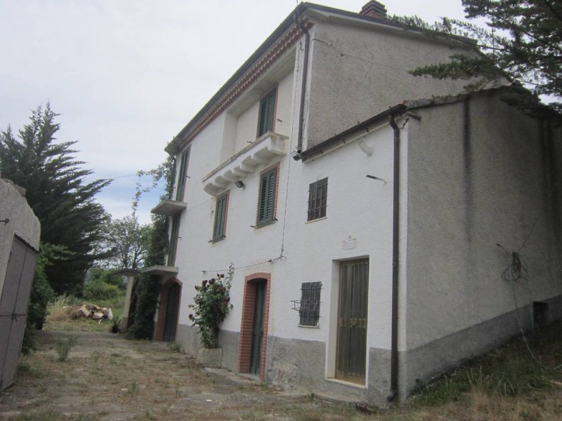 Bauernhaus in Agnone